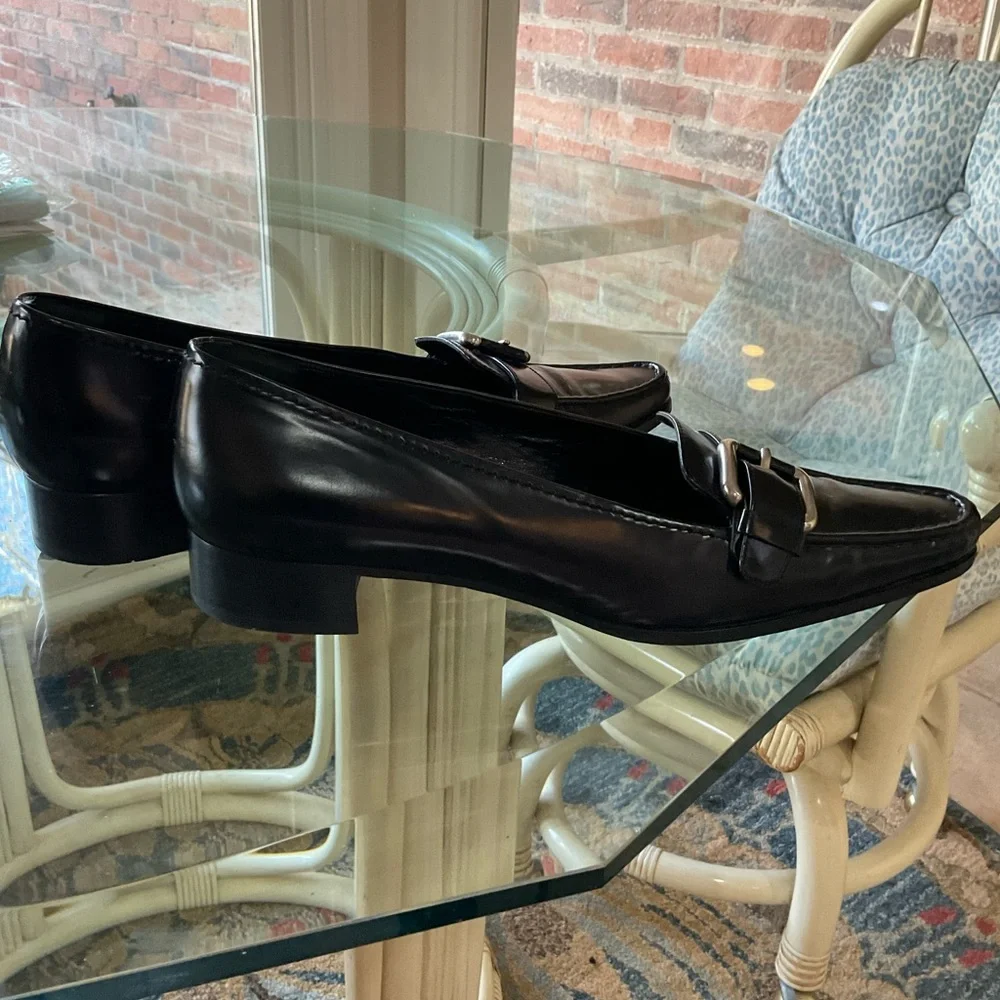 Prada Loafer, black, low heel, Classic! Great Condition! Size 38.5 / 8 - Picture 5 of 16